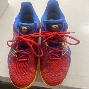 New Balance Men’s fresh foam x Lav D width size 8.5